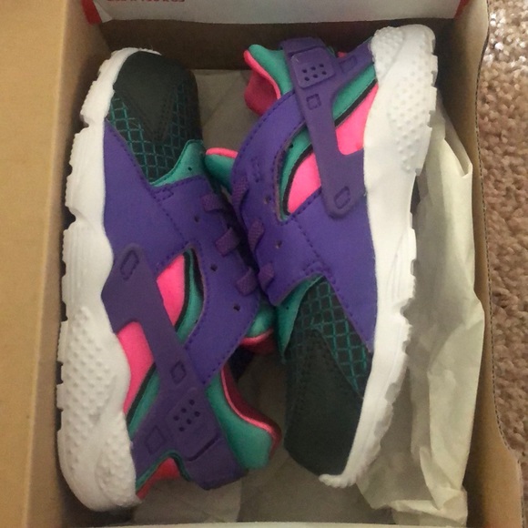 huarache run now